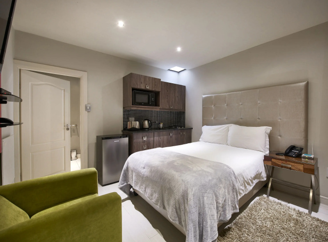 Dynasty Forest Sandown Accommodation