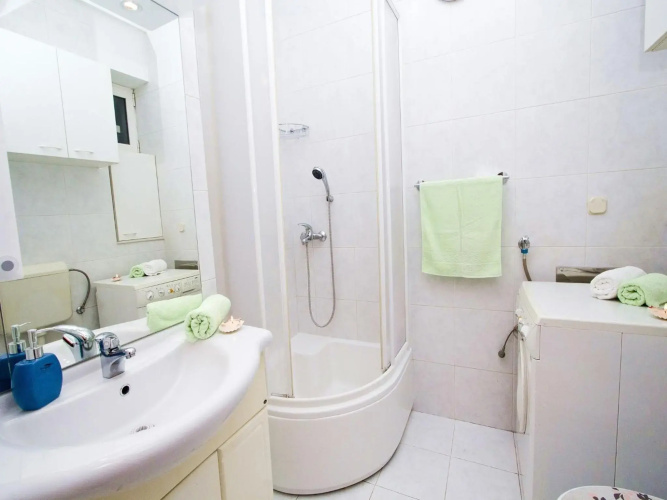 Klarina Apartments
