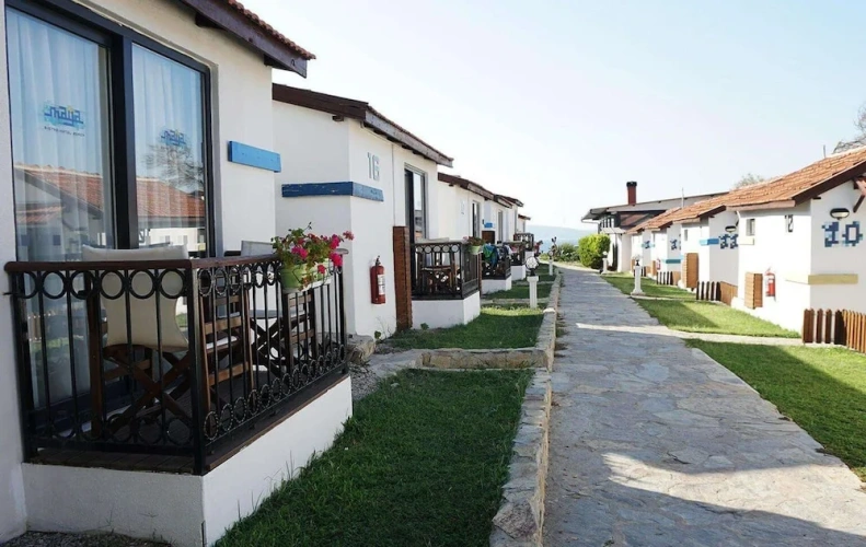 Deluxe Double room with balcony and with garden view