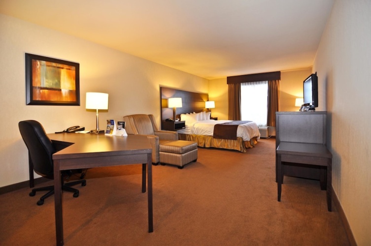 Best Western Plus Saint John Hotel & Suites photo 7