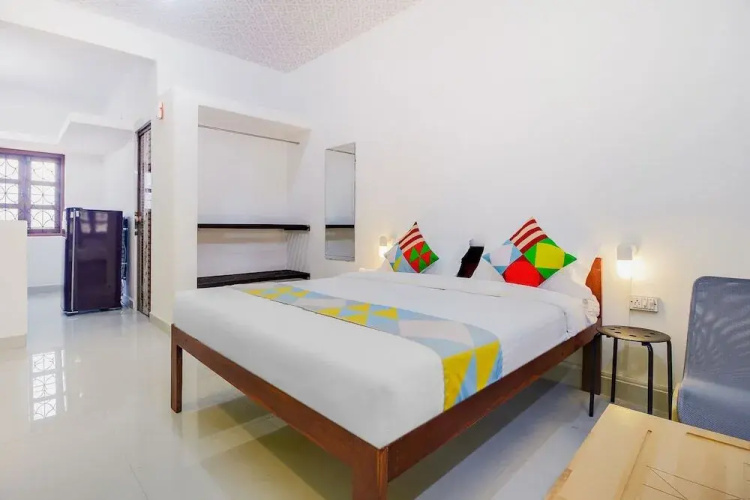 OYO Home 23545 Design Studio Nagoa