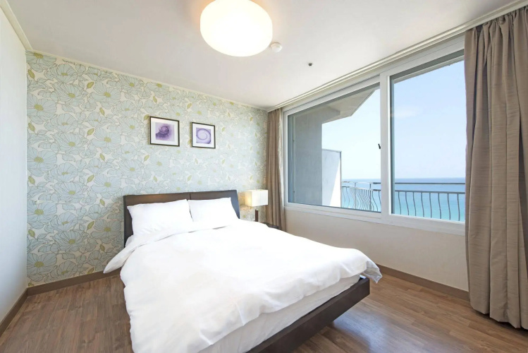 Kensington Resort Seorak Beach