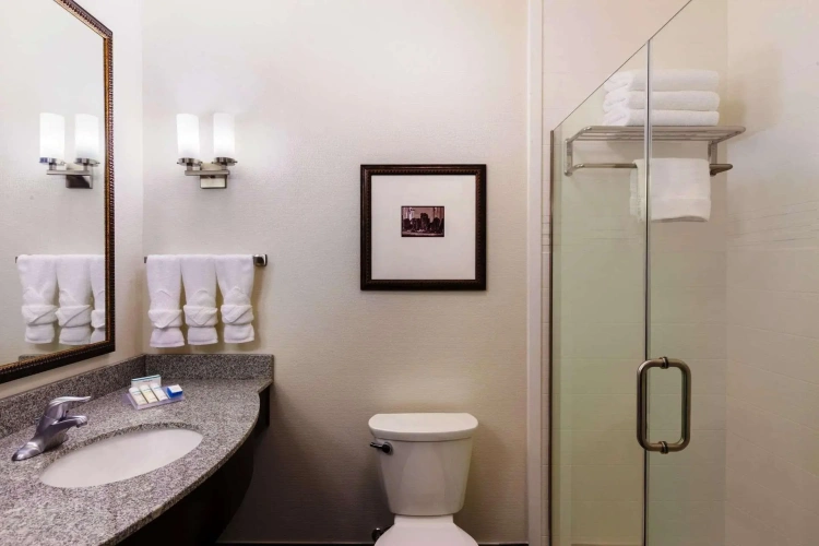 Quadruple Suite