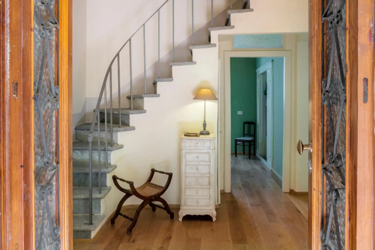 Stence Apartment