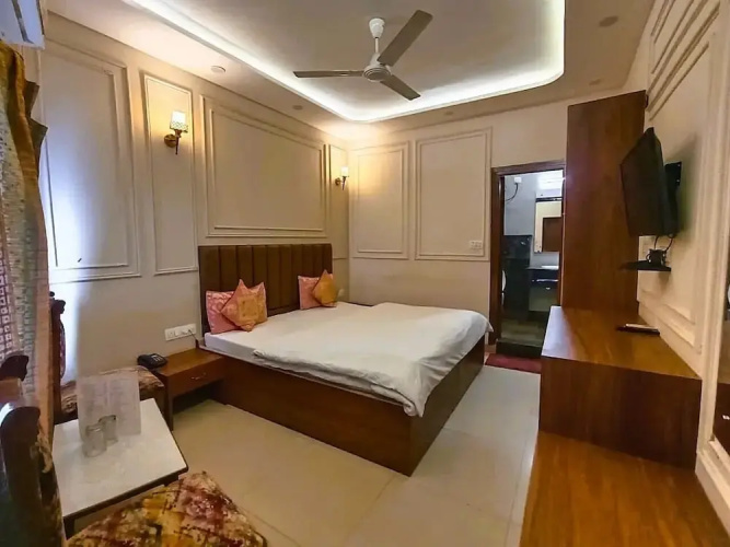 Hotel Ganga Azure