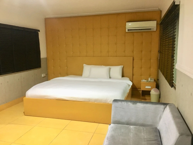 Sese Cottage