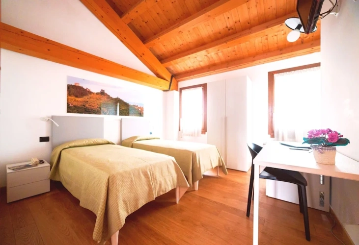 Classic Twin room