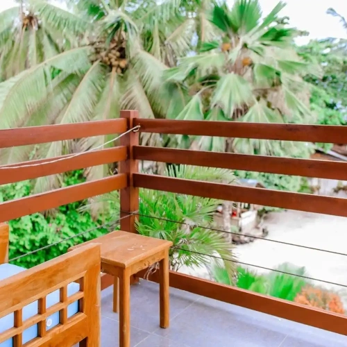 5 Bedrooms Cottage with balcony