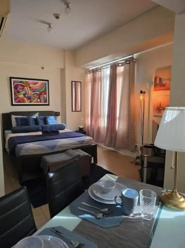 Newport Boulevard Apartments