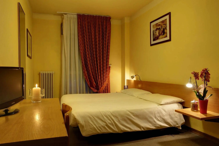 Hotel Rendez Vous
