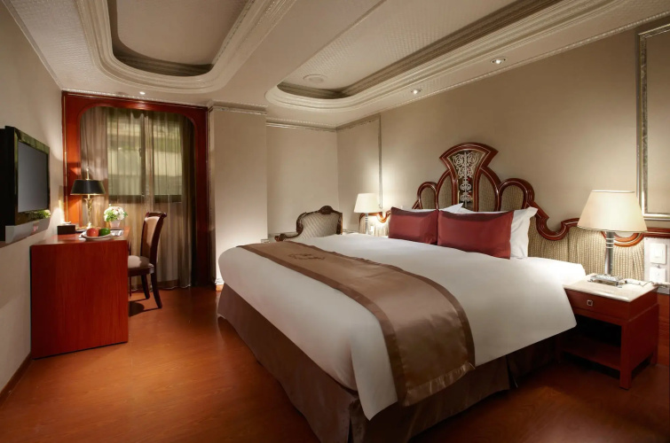 Happiness Hotel