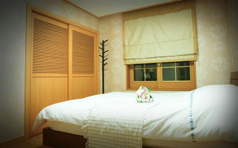 Four Season Pension
