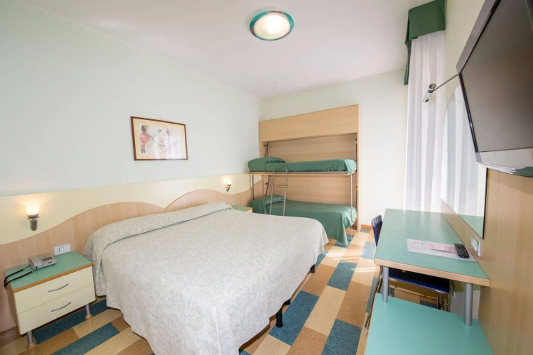 Hotel Nember