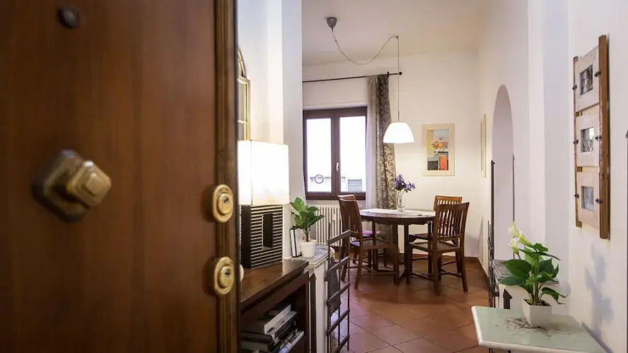 Rental in Rome San Trifone