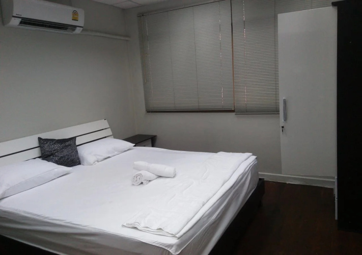 Royal Anand Guest House