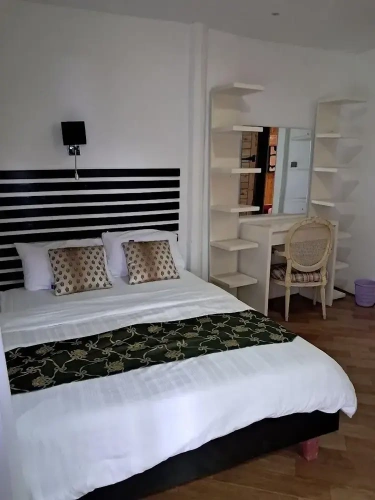 Deluxe Cottage