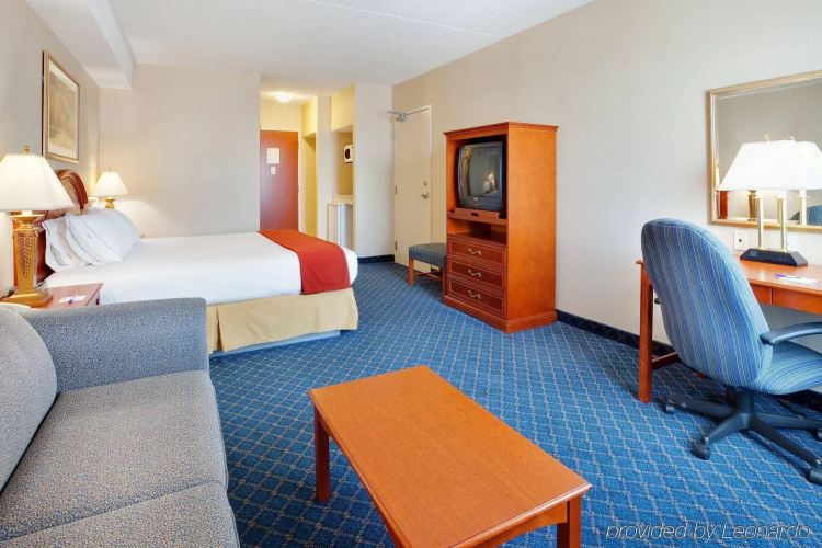Holiday Inn Express Hotel & Suites Barrie by IHG