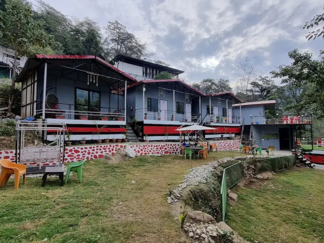 The Seven Hills Resort