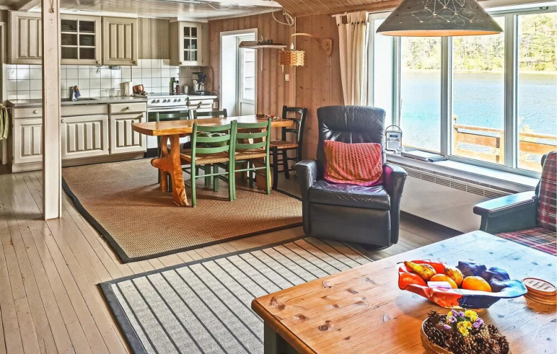 Nice Home in Bjoa With 3 Bedrooms and Wifi
