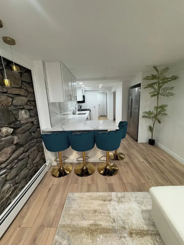 Luxe 1BR Oasis - Prime NY Stay