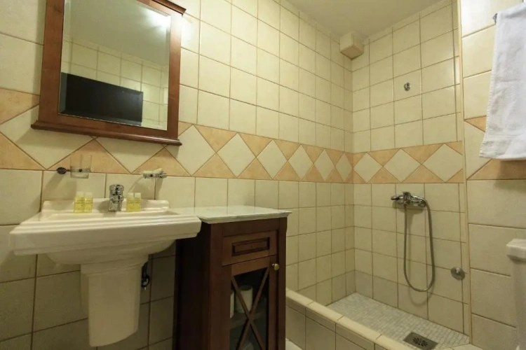 Standard Triple room with balcony and with view
