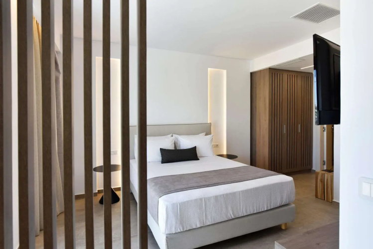Anais Milos Suites