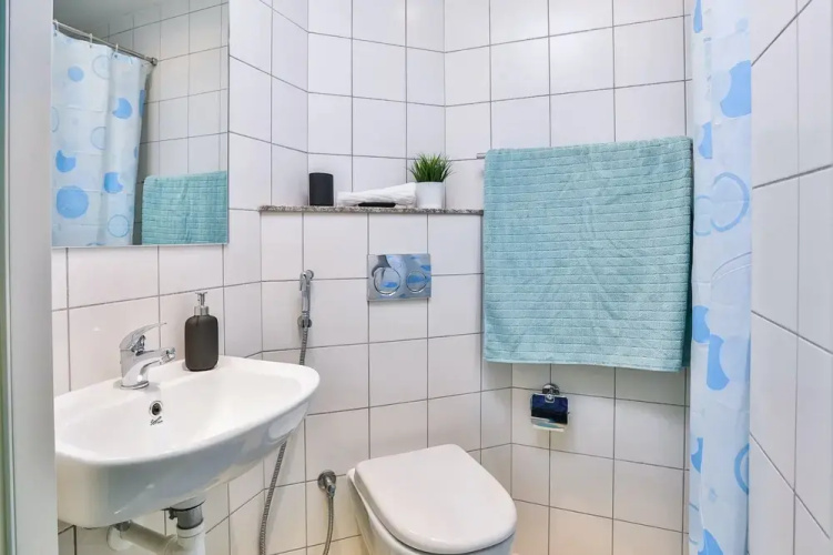 Ensuite Rooms and Studios - DUBAI