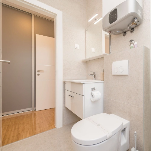 3 Bedrooms Deluxe Apartment with sea view