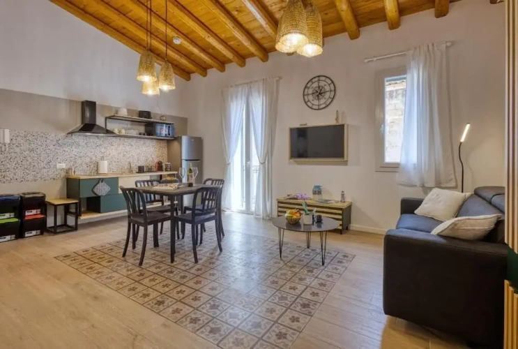 1 Bedroom Apartment with balcony