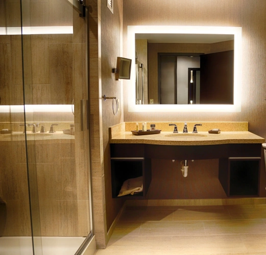 Standard Quadruple room with city view