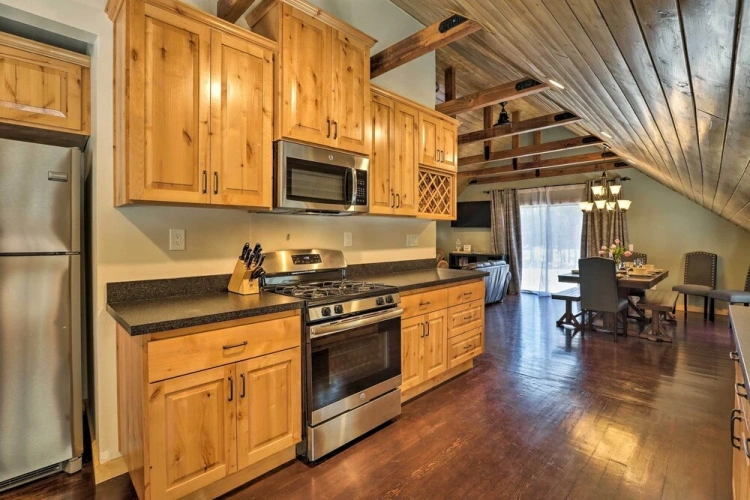 3 Bedrooms Cottage