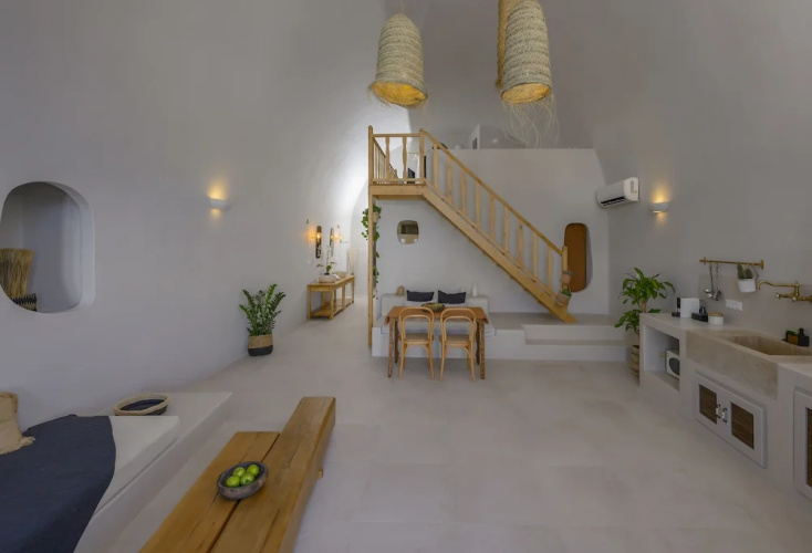 Elements Cave Suites