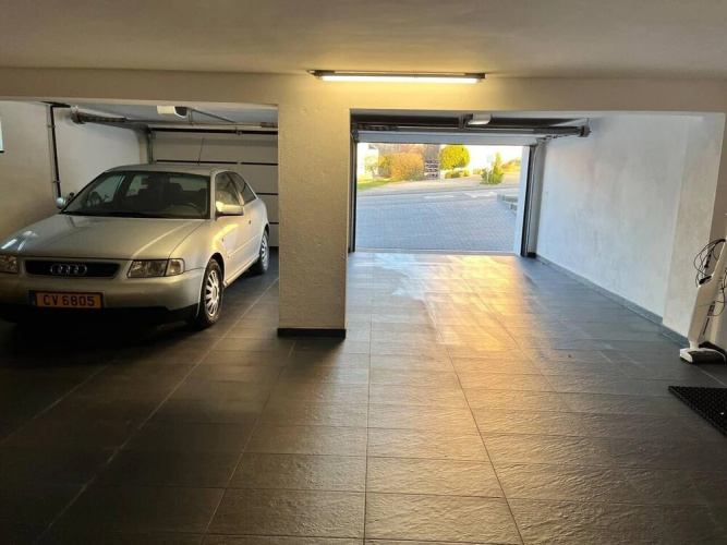 House - Sleeps 8 - Pets Ok - Garden - Parking