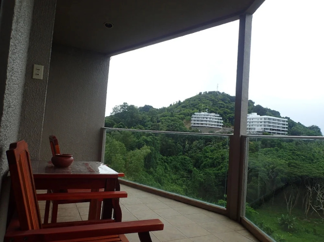 Cliffside Hotel