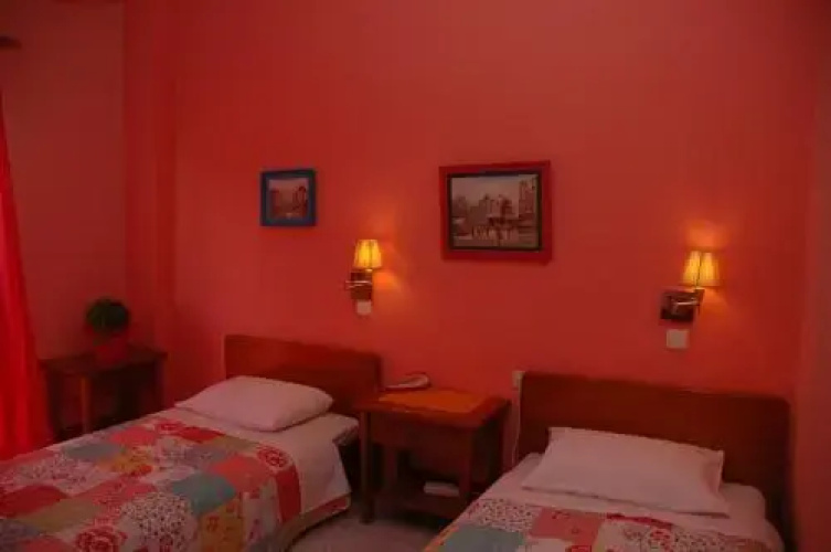 Hotel Astro