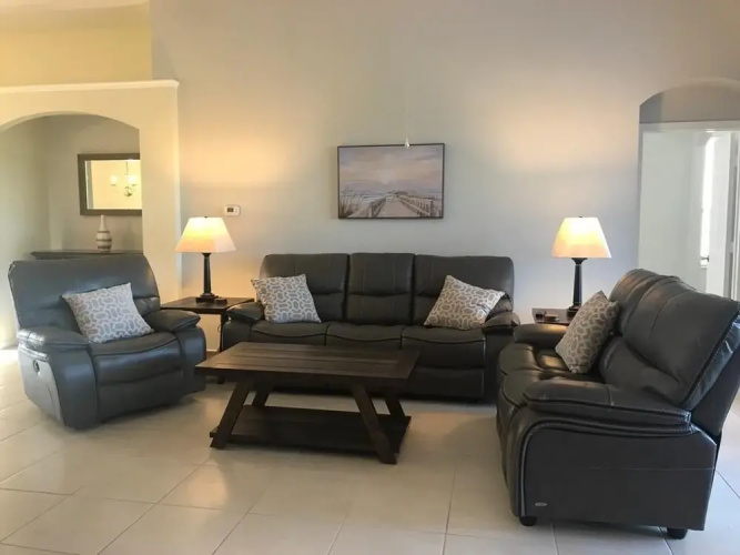 Fun & Privacy at Windsor Palms