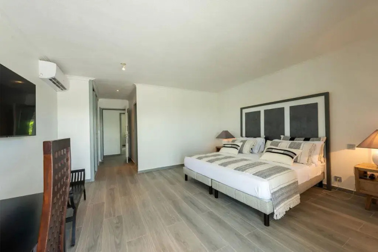 Dream Villa Terres Basses-1337