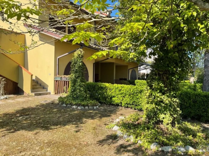 2 Bedrooms Cottage