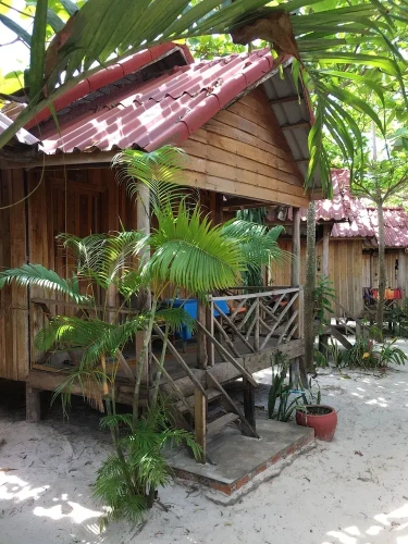 1 Bedroom Standard Double room with garden view