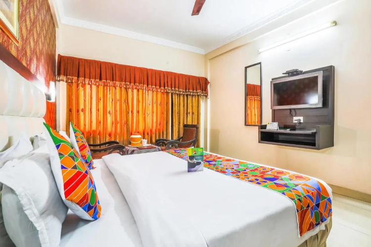 FabHotel Pramila Inn