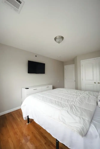 4 Bedrooms Apartment with balcony and with city view
