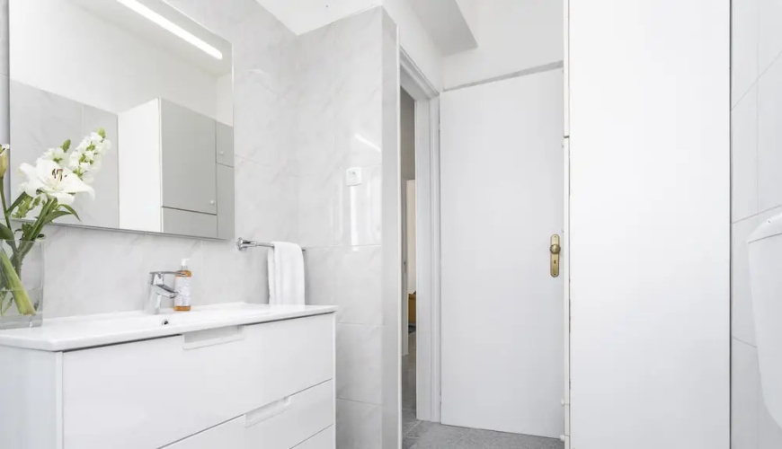 CheckinCheckout - City View Apartment
