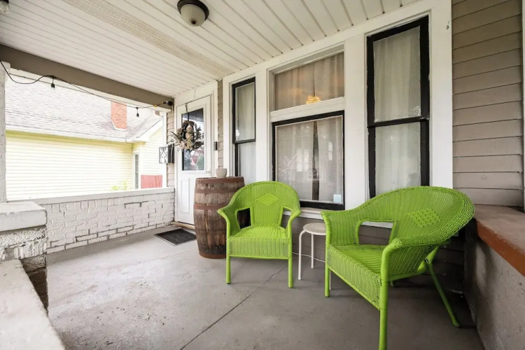 Cozy 3BR Home in Bates-Hendricks