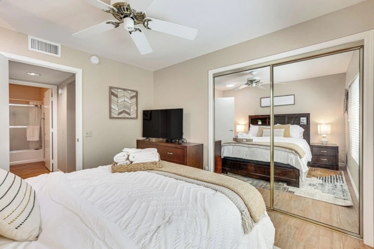 2 Bedrooms Cottage