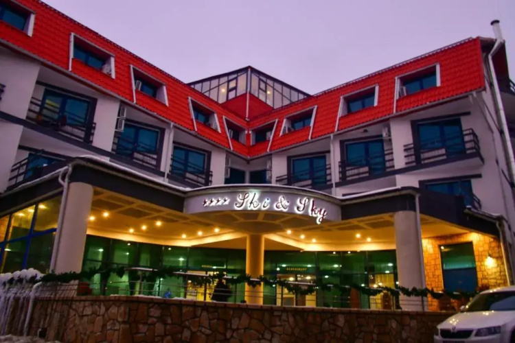 Hotel Ski & Sky