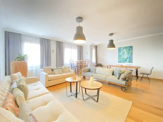 Missafir Flat With Bosphorus View in Kuzguncuk