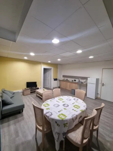 Standard Quadruple room with garden view