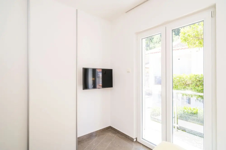 Apartments & Rooms Barisic