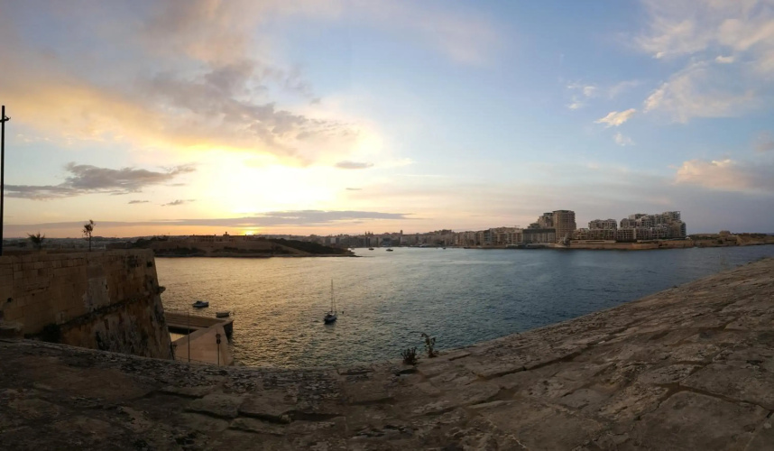 Valletta Main Street Apartment