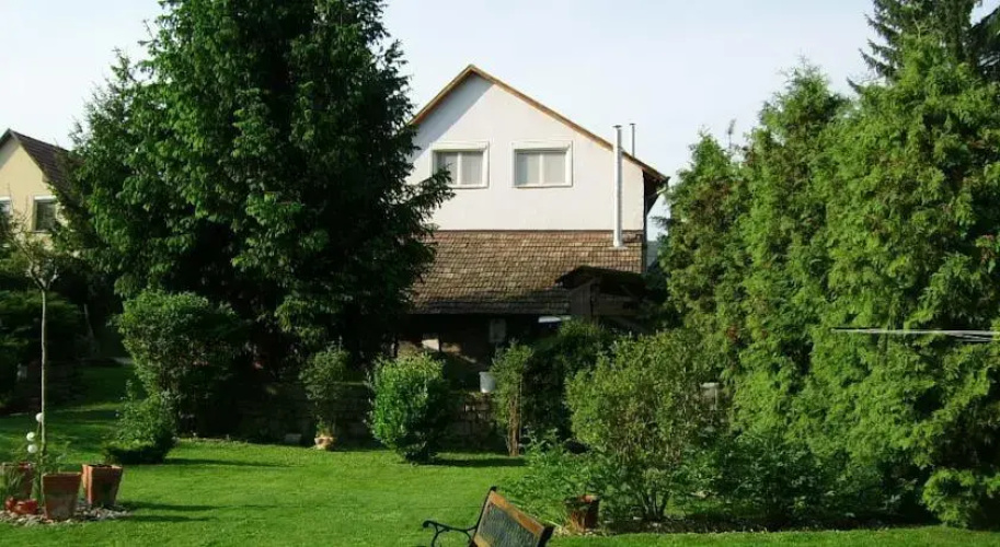 Bonifert Panzió